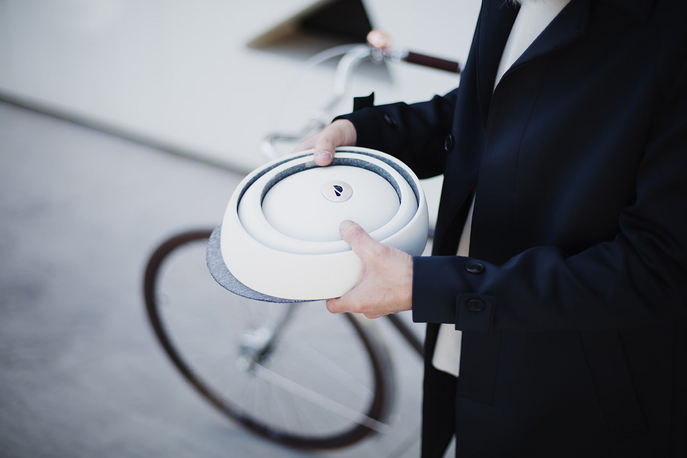 The bike helmet for the citizens of today